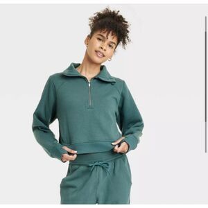 All In Motion Quarter Zip Sweatshirt - M